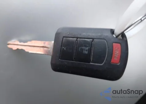 2018 Mitsubishi Eclipse Cross Le z USA, uszkodzony, nr VIN JA4AT4AA2JZ063117